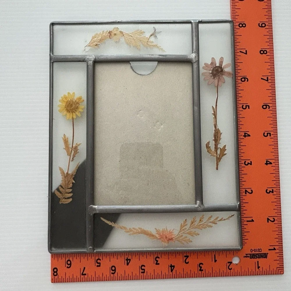 Connoisseur‎ Pressed Dried Flowers Glass Picture Frame 4x6 Photo Cottagecore